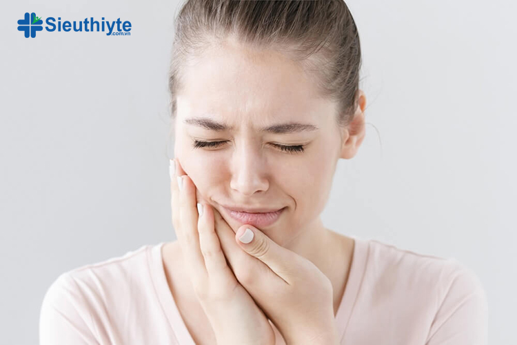 Hiện tượng đau răng liên tục sẽ gây mất ngủ, ăn uống không ngon