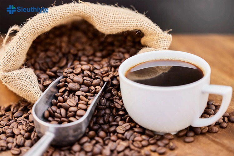 Một số nghiên cứu cho thấy uống cà phê có thể giảm nguy cơ phát triển bệnh suy tim