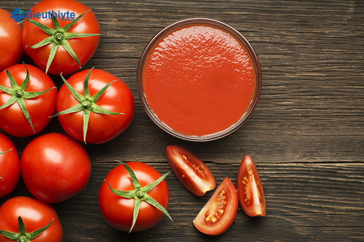 Người bệnh tim nên ăn gì? Cà chua có rất nhiều chất dinh dưỡng giữ cho tim khỏe mạnh