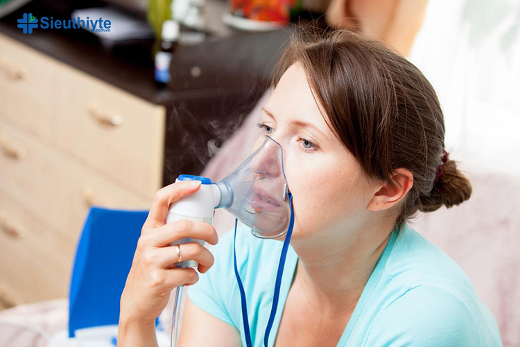 Cách chữa viêm mũi dị ứng hiệu quả nhất tại nhà là sử dụng máy xông khí dung