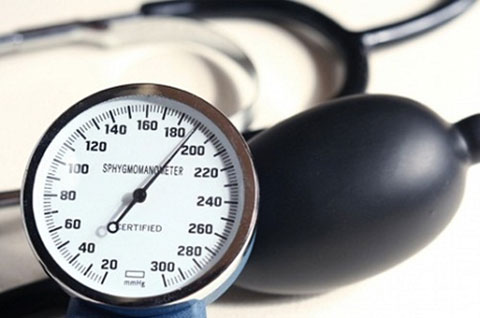 Máy đo huyết áp giá bao nhiêu 2021? – Siêu Thị Y Tế