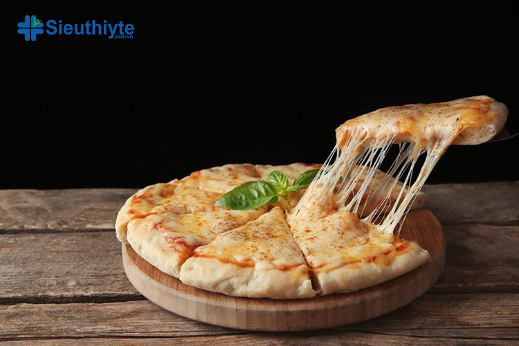 Thực phẩm nhiều chất béo bão hòa như pizza không tốt đối với bệnh viêm xoang