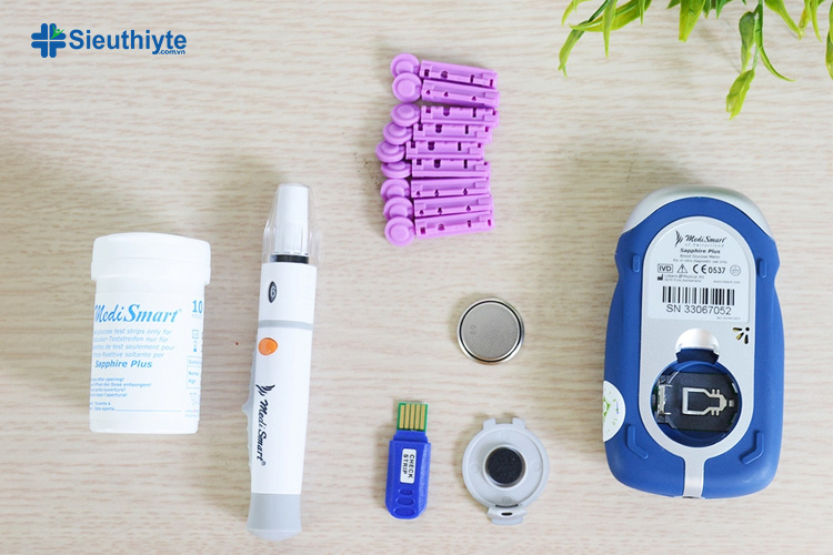 Bộ sản phẩm máy đo đường huyết Medismart Sapphire Plus