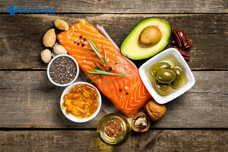 Thực phẩm giàu axit béo omega-3 có đặc tính chống viêm, ngăn vi khuẩn gây viêm phổi