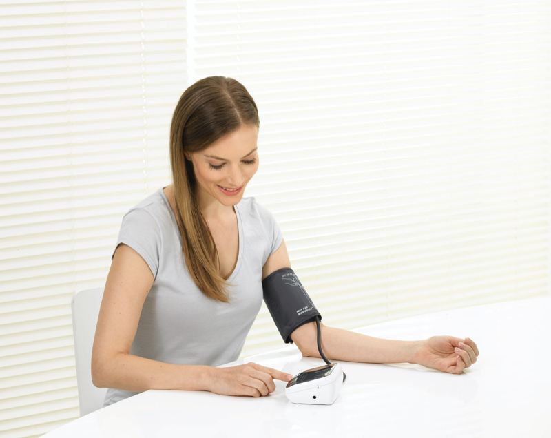 Sự ảnh hưởng của cao huyết áp và huyết áp thấp tới sức khoẻ và sự cần thiết của máy đo huyết áp