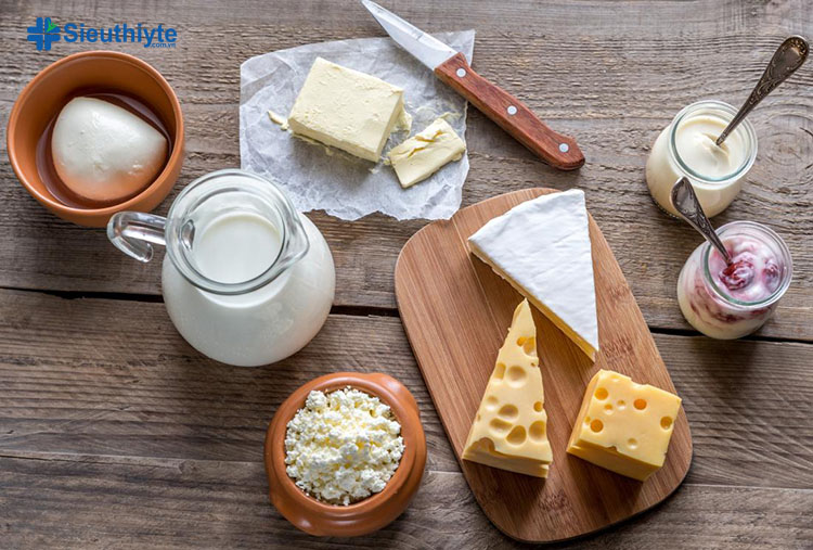 Người bị bệnh gút nên ăn gì? Sữa và các chế phẩm từ sữa cung cấp protein tốt và purine thấp