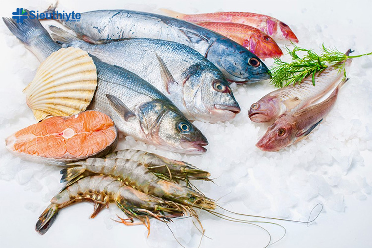 Người bị gút nên tránh thực phẩm chứa nhiều purin như hải sản