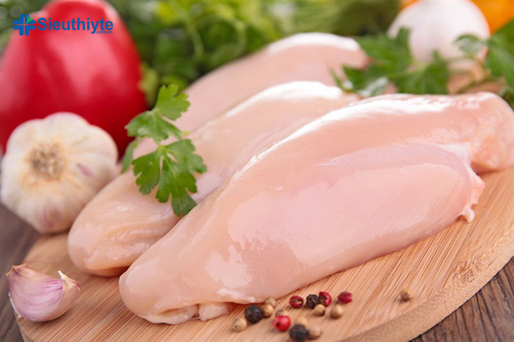 Ăn các loại thịt trắng như thịt gà sẽ tiêu hóa dễ hơn thịt đỏ