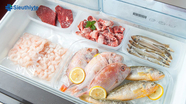 Người bệnh hen suyễn nên tránh những đồ ăn như cá và hải sản đông lạnh