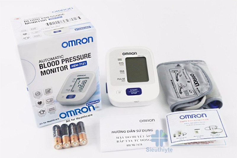 Máy đo huyết áp điện tử cầm tay Omron HEM-7121