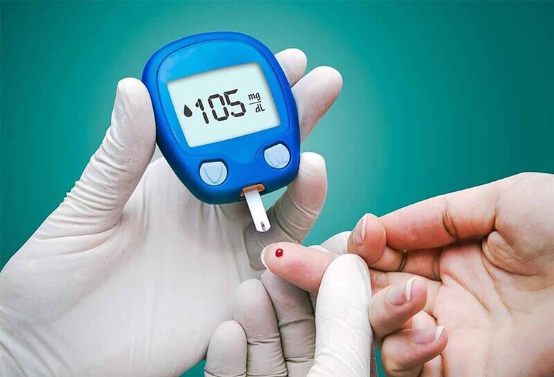 Máy đo đường huyết liên tục dễ sử dụng và thích hợp cho mọi đối tượng, lứa tuổi