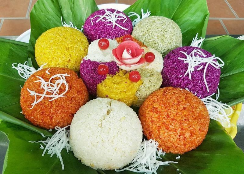 Gạo nếp Cái Hoa Vàng thơm, dẻo thường được dùng để đồ xôi. Gạo nếp Cái Hoa Vàng thơm, dẻo thường được dùng để đồ xôi.