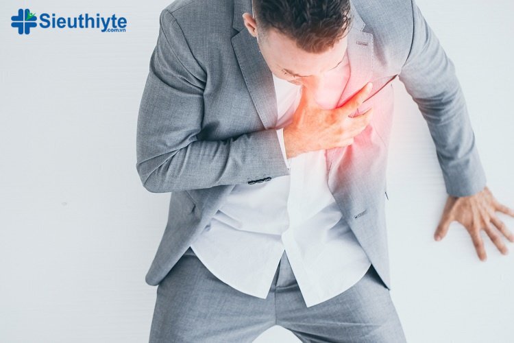 Đau tim và đột quỵ là biến chứng phổ biến của huyết áp cao