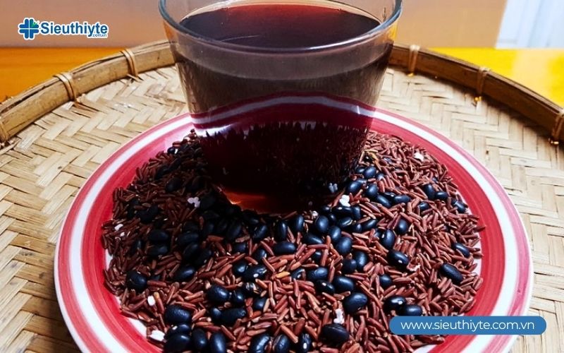 Uống nước đậu đen kết hợp gạo lứt để giảm cân hiệu quả hơn