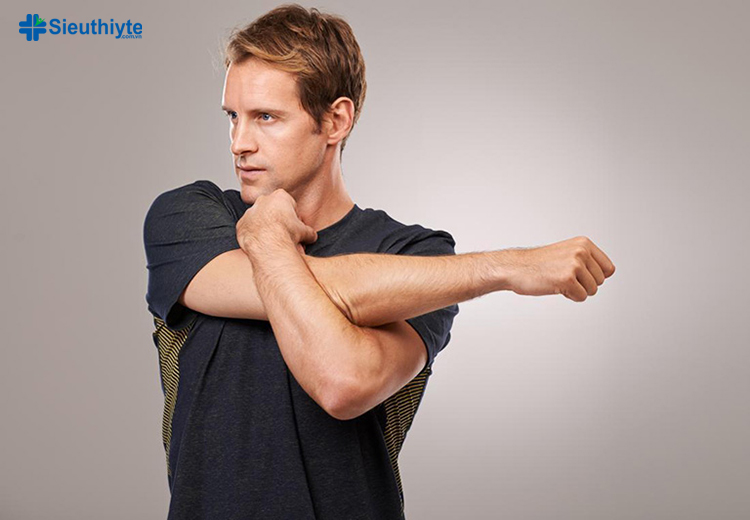 Bài tập giãn cơ tay tốt cho bắp tay và cải thiện đau nhức ở vai, gáy hiệu quả