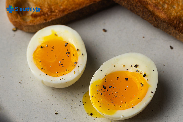 Trứng là một trong những thực phẩm chứa nhiều sắt tốt nhất cho cả trẻ em và người lớn