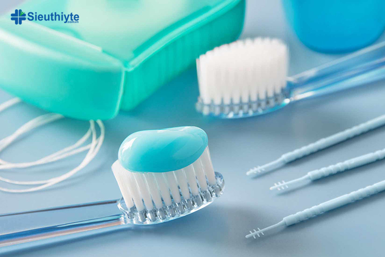 Biết cách vệ sinh răng miệng giúp bạn ngăn ngừa và phát hiện sớm các vấn đề răng miệng