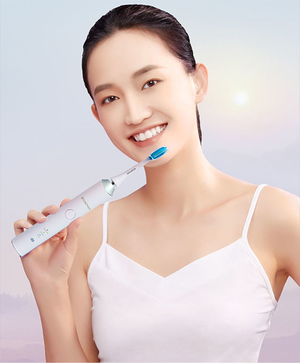 Sử dụng bàn chải điện T3 hàng ngày để bảo vệ răng miệng của bạn tốt hơn